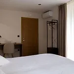 Hostel Vina Femita *