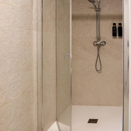 Vina Femita 호스텔 비야프랑카델비에르소